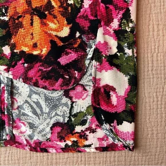 WAYF Pixelated Paisley Long Sleeve Floral Shift Dress, size XS - Picture 6 of 10